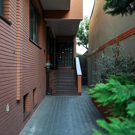 בוקרשט Long Stays Heaven - Comfortable & Spacious Apartments In Baneasa מראה חיצוני תמונה