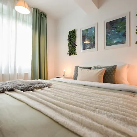 בוקרשט Long Stays Heaven - Comfortable & Spacious Apartments In Baneasa חדר תמונה