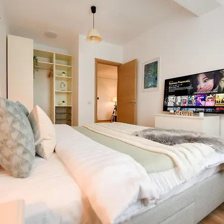 בוקרשט Long Stays Heaven - Comfortable & Spacious Apartments In Baneasa חדר תמונה