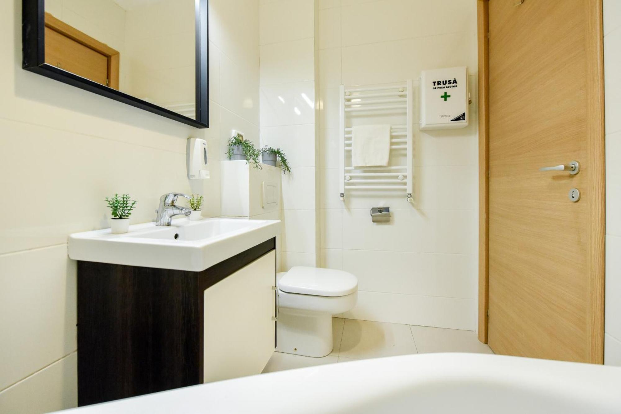 Long Heaven - Comfortable & Spacious In Baneasa