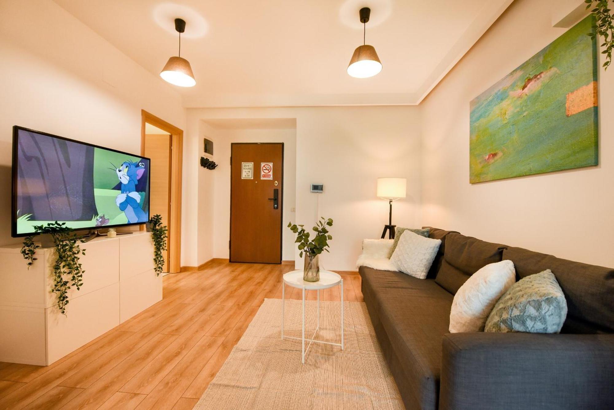 Long Heaven - Comfortable & Spacious In Baneasa * בוקרשט