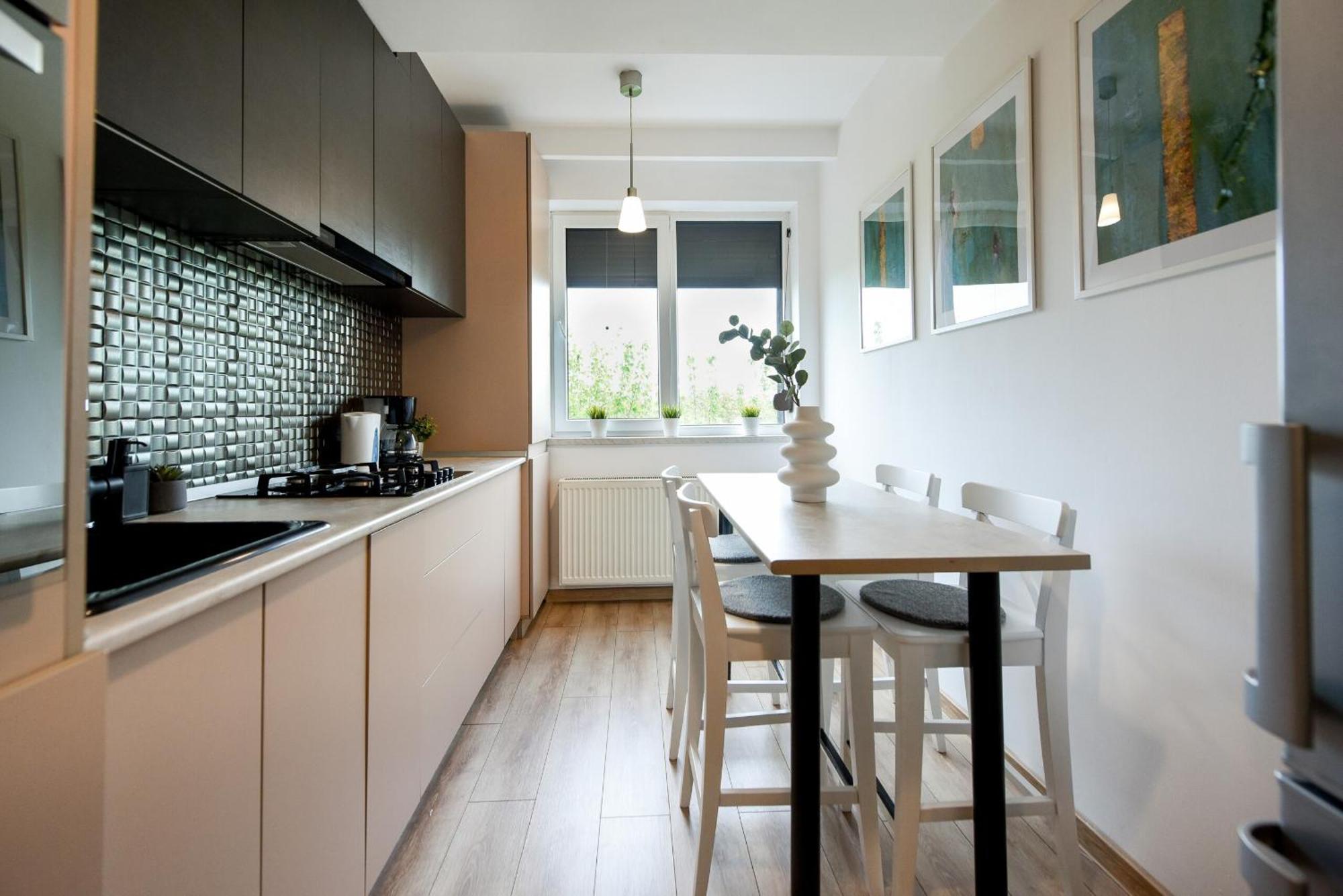 Long Heaven - Comfortable & Spacious In Baneasa דירה *